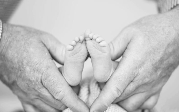 people born with flat feet