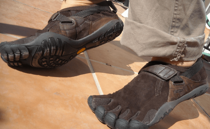why people wear five finger shoes